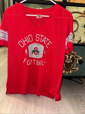 Pro Edge Red Ohio State Football Mesh V-Neck Sweatshirt